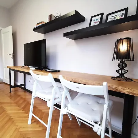 Apartamento Beautifully Decorated Functional Sofía