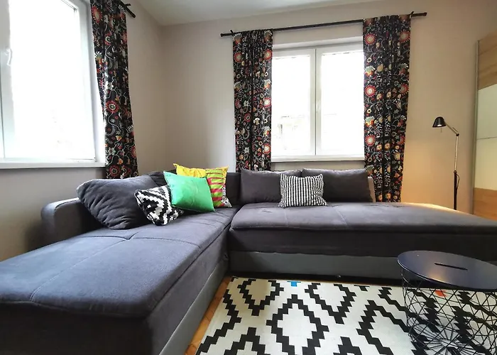 Апартамент Beautifully Decorated Functional София