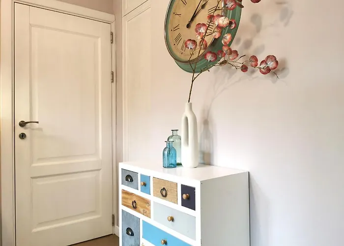 Beautifully Decorated Functional アパート